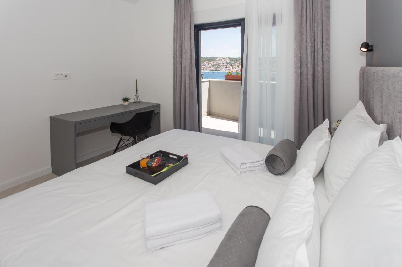 Beachfront House Olbia With Private Parking Trogir Eksteriør billede
