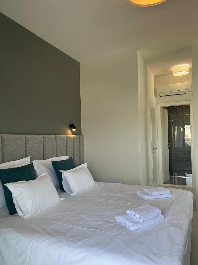 Beachfront House Olbia With Private Parking Trogir Eksteriør billede
